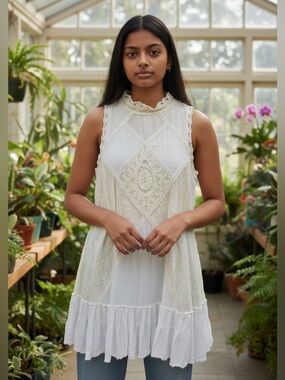 White Lace-Trim Sleeveless Tunic by FP ONE